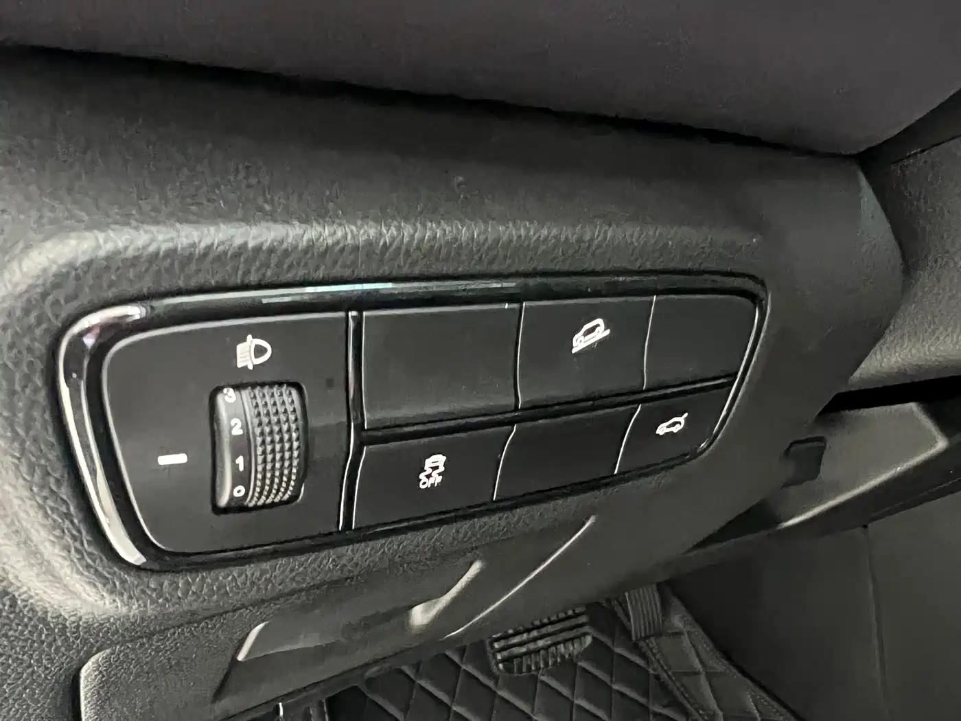GAC TRUMPCHI TRUMPCHI M6