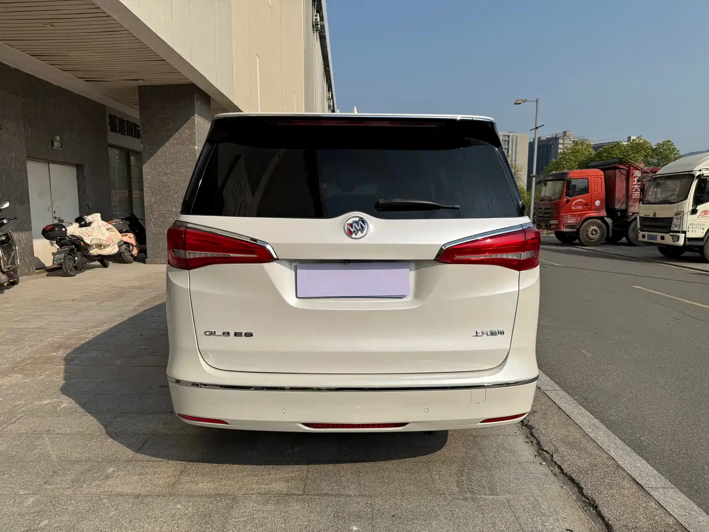 Buick GL8 2017 ES 28T Luxury China V фото 7