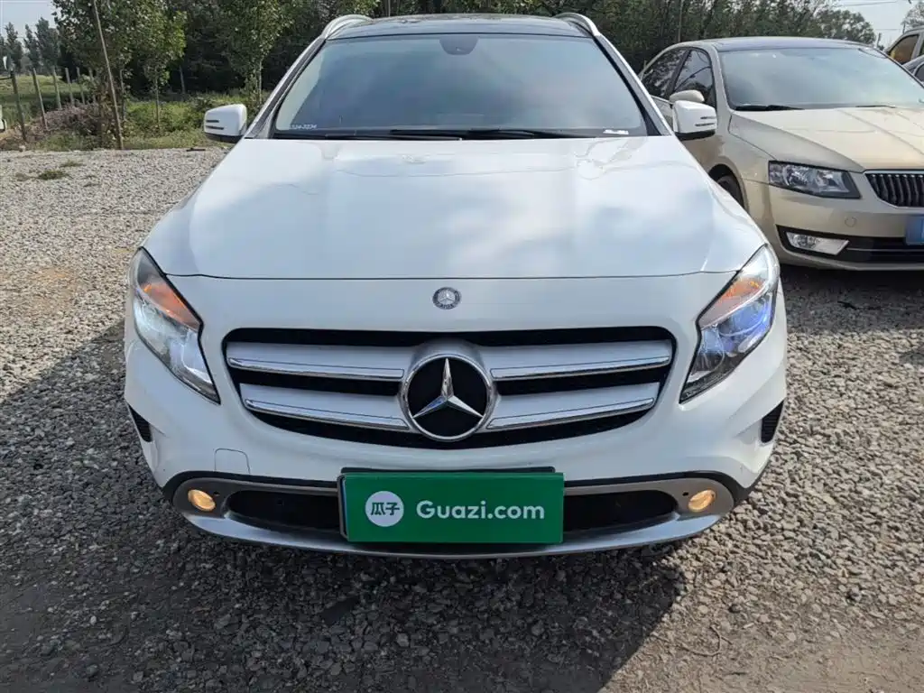 Mercedes-Benz GLA 2016 GLA 200 Dynamic фото 3