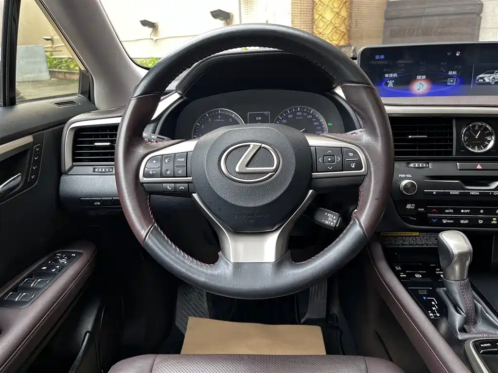 Lexus RX 2016 300 2WD Comfort Edition China V фото 14