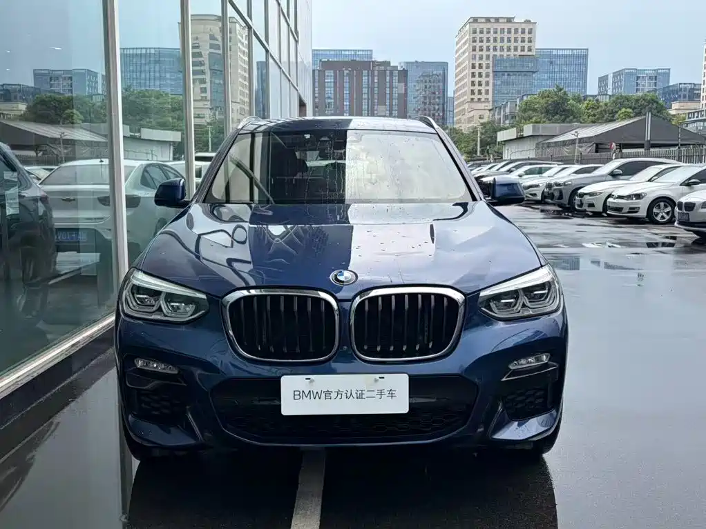 Photo 2 - BMW X3