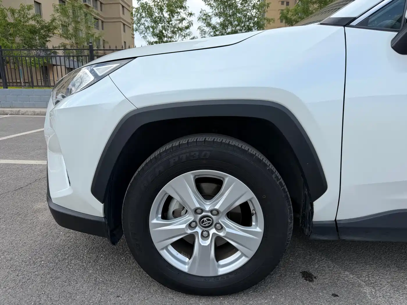 Toyota RAV4 Rongfang 2022 2.0L CVT 2WD Urban Edition фото 14