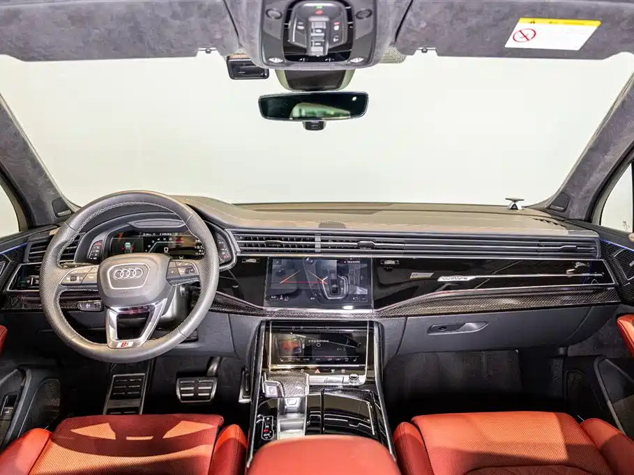 Audi SQ7 2024 4.0 TFSI Dark Knight Edition фото 10