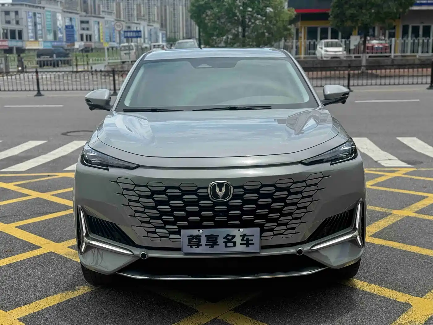 CHANGAN UNI-K