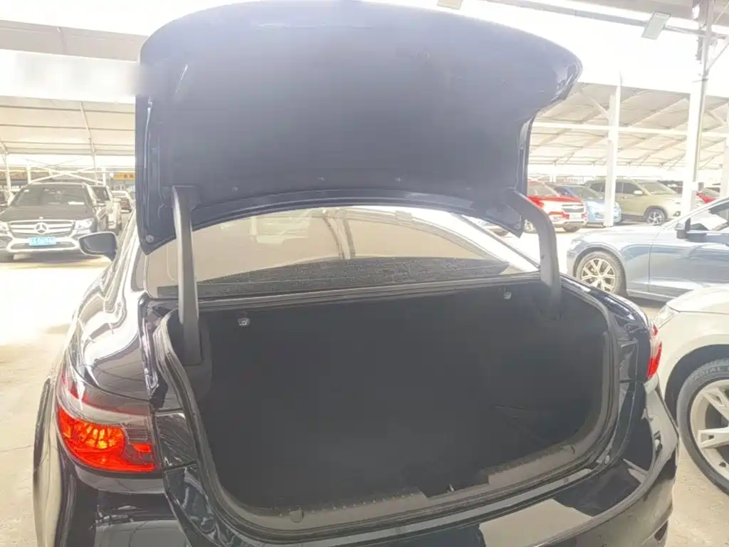 Mazda Atenza 2022 2021 2.0L Blue Sky Luxury Edition