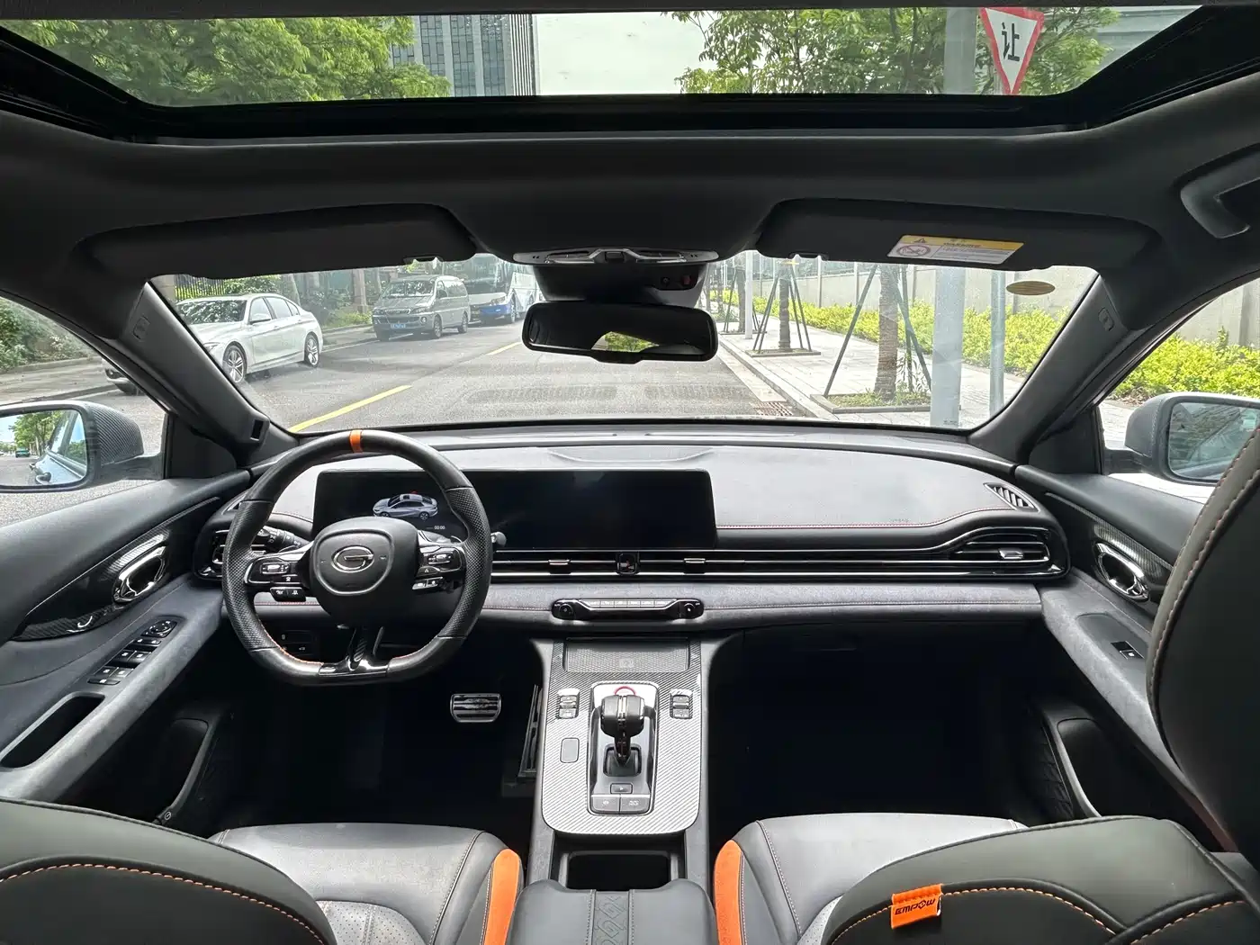 GAC Trumpchi Trumpchi Emkoo 2022 270T DCT J16 R-style Track Edition фото 8