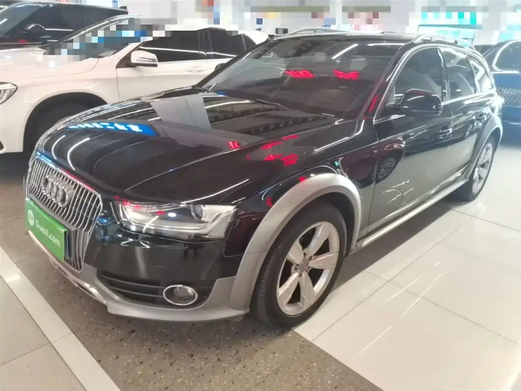 Audi A4 (Import) 2014 40 TFSI allroad quattro plus фото 2