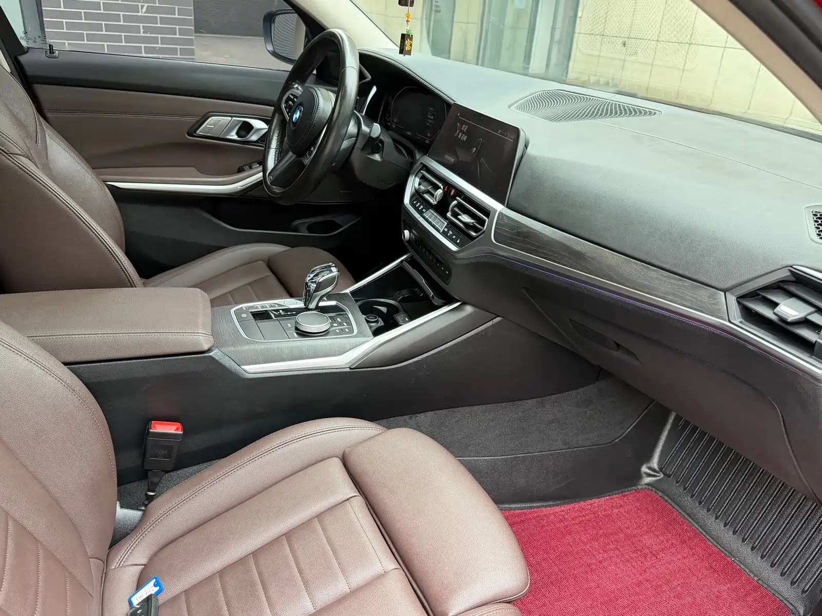 Photo 19 - BMW 3 Series