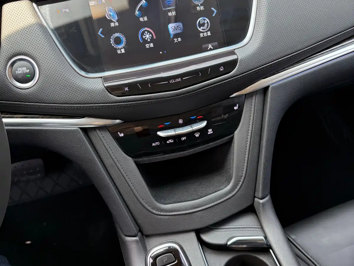 Cadillac XT5 2018 25T Luxury фото 12