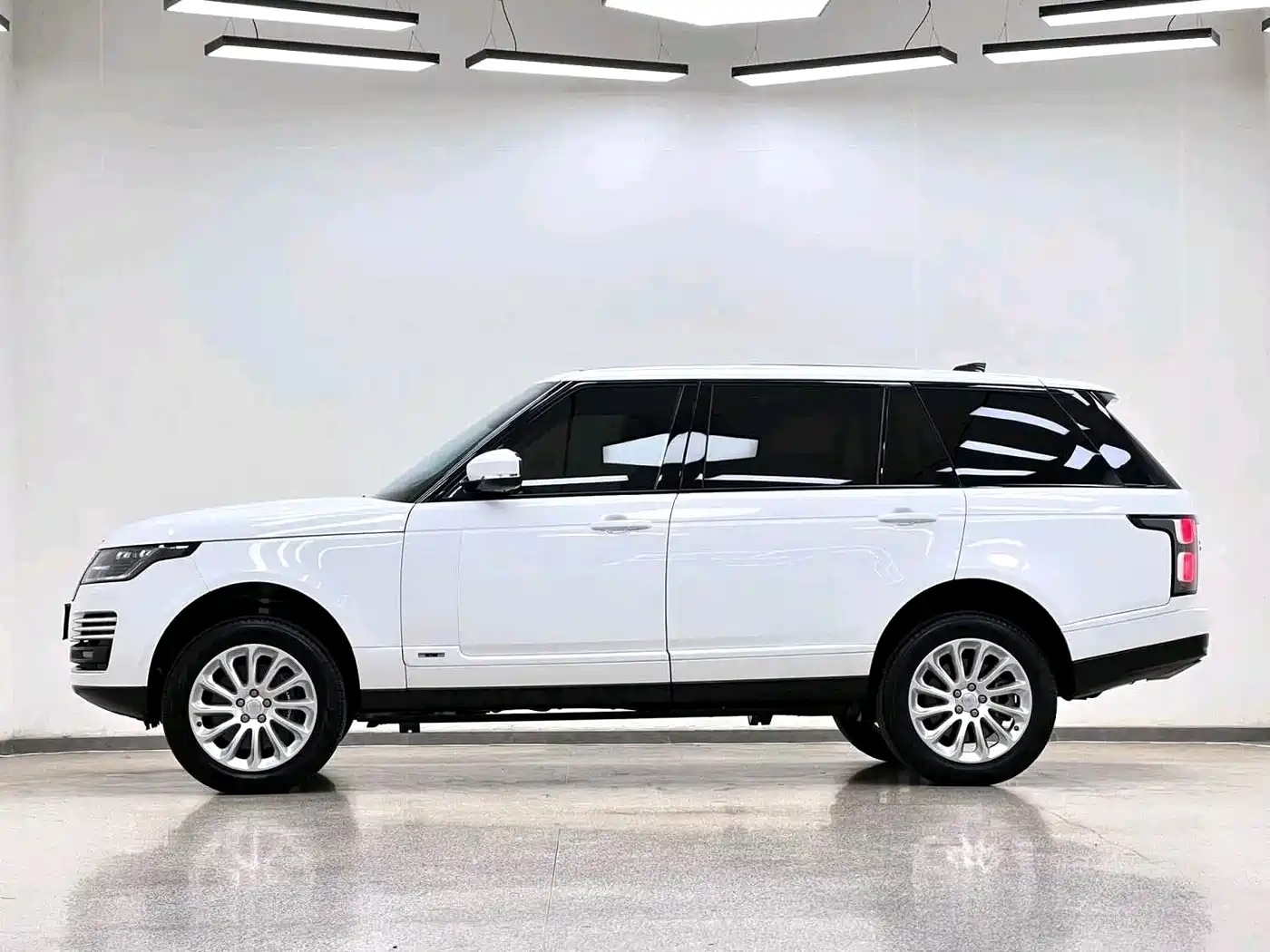 Фото 4 - Land Rover Range Rover