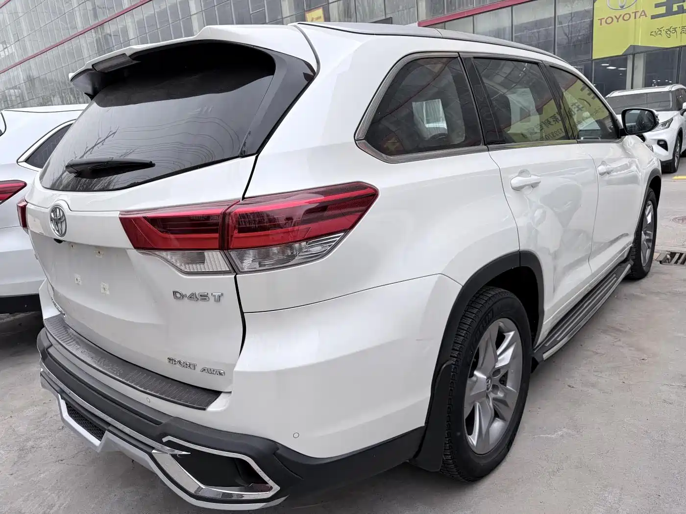 Toyota Highlander 2018 2.0T 4WD Luxury 7-seater (China V) фото 18