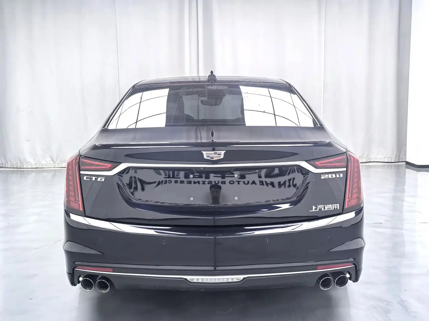 Фото 10 - Cadillac CT6