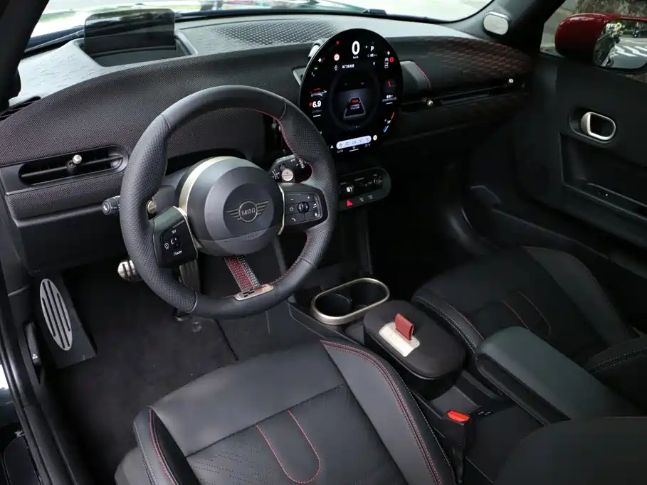 MINI JCW 2025 2025 JOHN COOPER WORKS