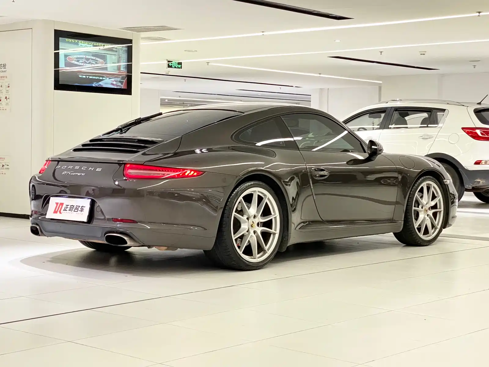 صورة 4 - Porsche 911
