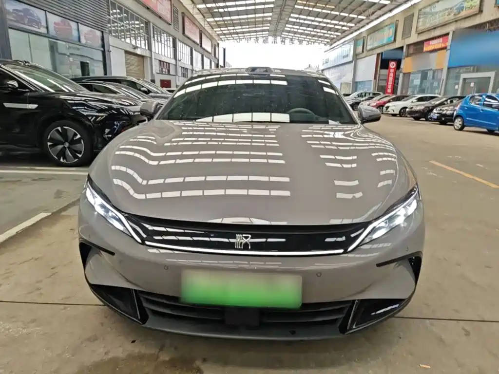 BYD Han 2025 2025 DM-i Smart Driving Edition 125KM LiDAR Flagship