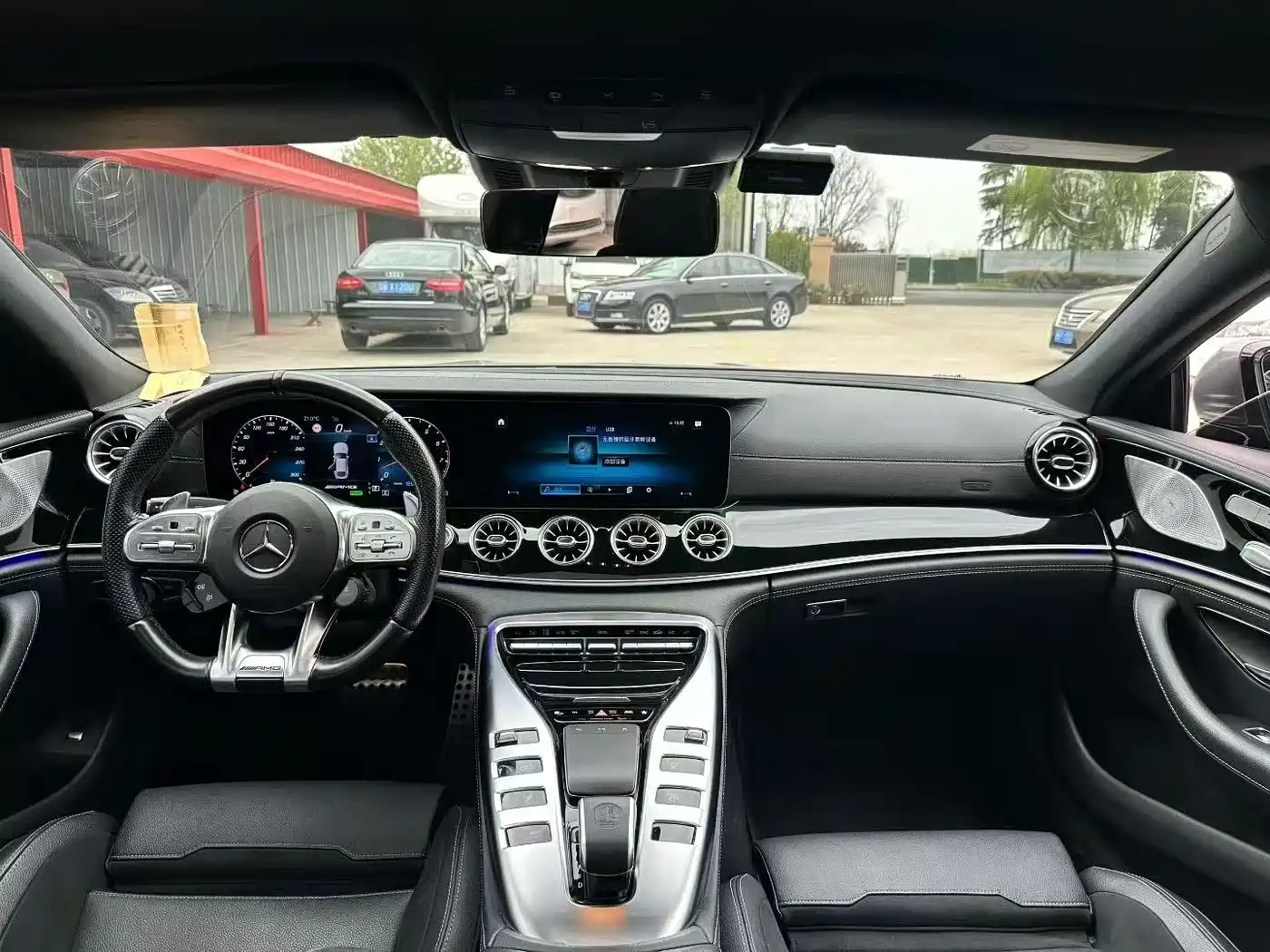 MERCEDES-BENZ AMG GT