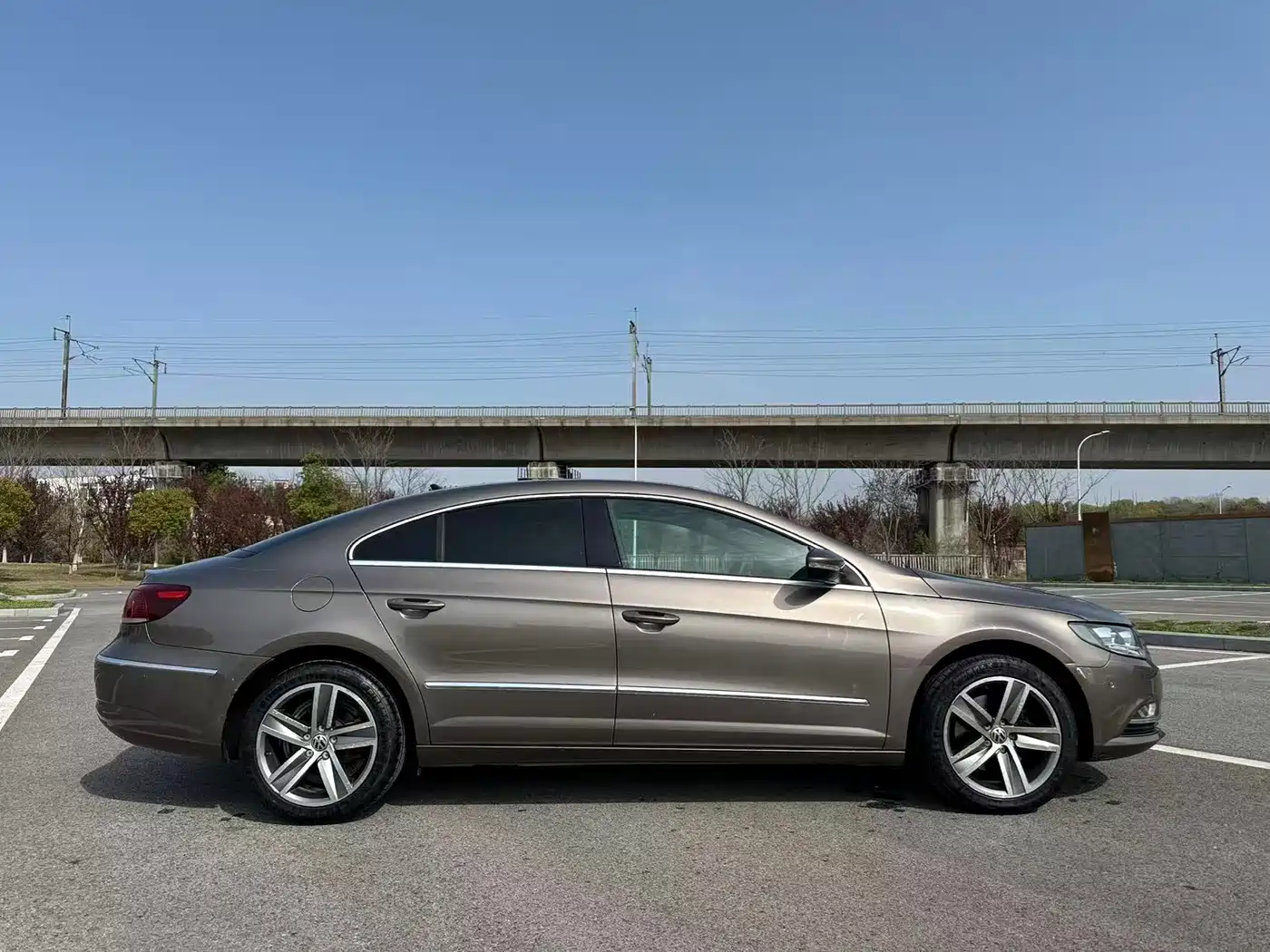 Volkswagen FAW-Volkswagen CC 2013 1.8TSI Luxury фото 7