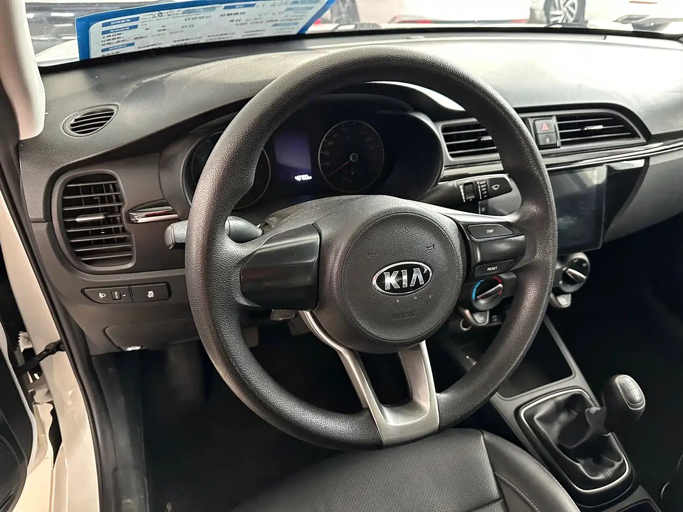 Kia K2 2017 Sedan 1.4L MT 15th Anniversary Special Edition GLS фото 10