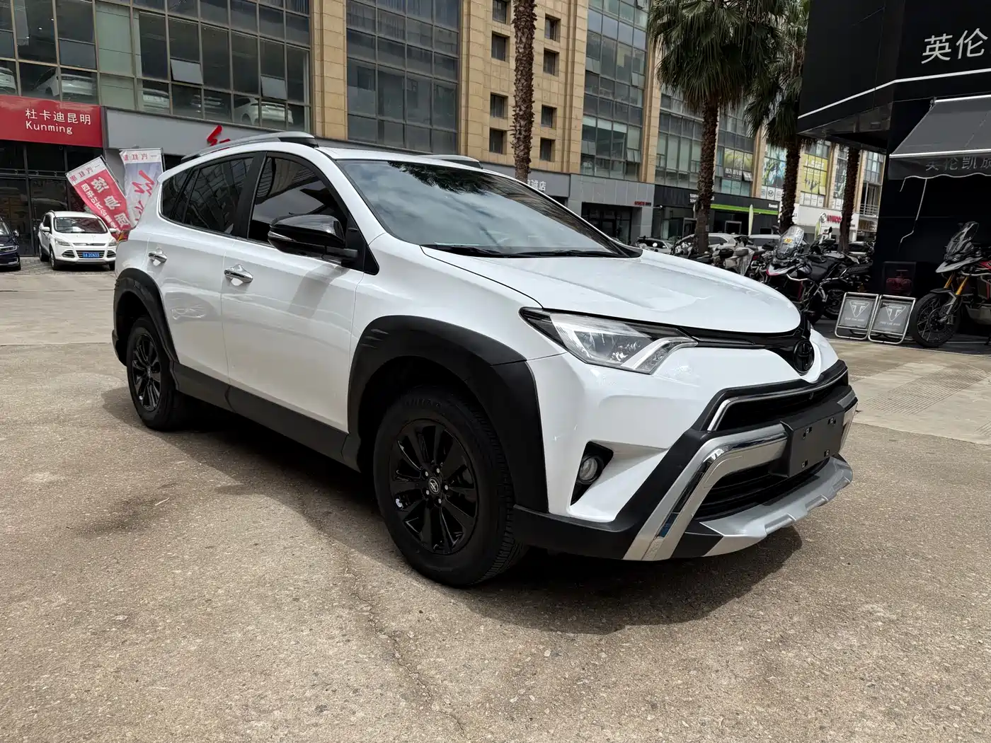 Toyota RAV4 Rongfang 2019 2.0L CVT 2WD Style X Limited Edition China VI фото 7