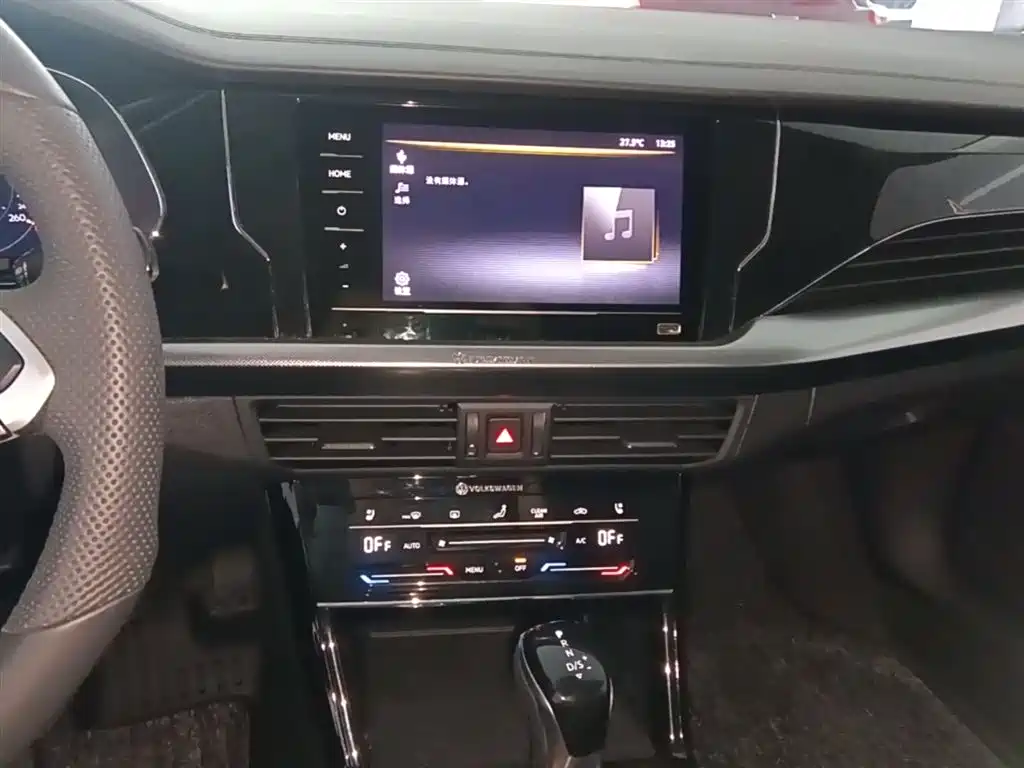 Volkswagen Passat 2025 Outstanding 380TSI Starlight Dragon Soaring Edition фото 13