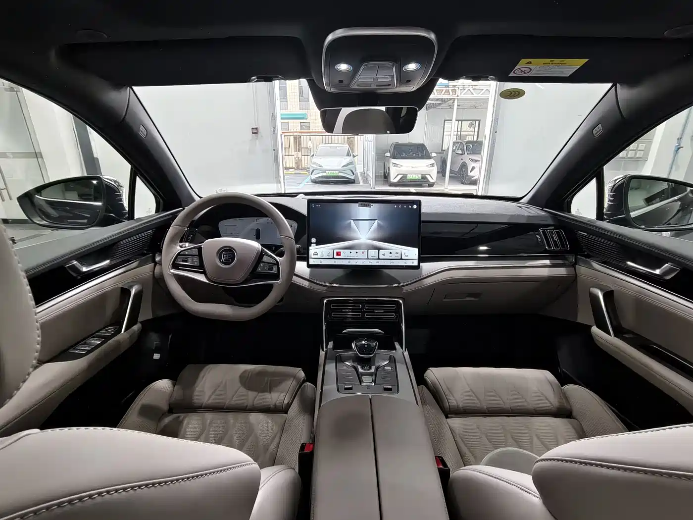 BYD Tang New Energy 2025 Smart Driving Edition DM-i 115KM Flagship фото 11
