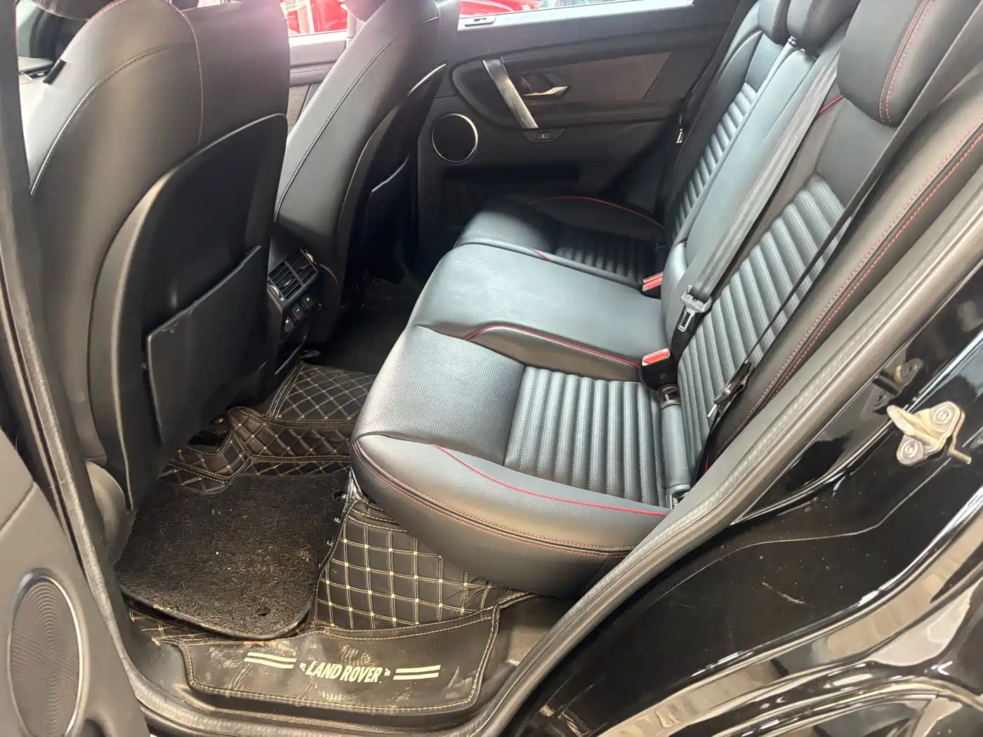Land Rover Discovery Sport 2022 Model Facelift 249PS R-Dynamic S Performance Edition 5-seater фото 7