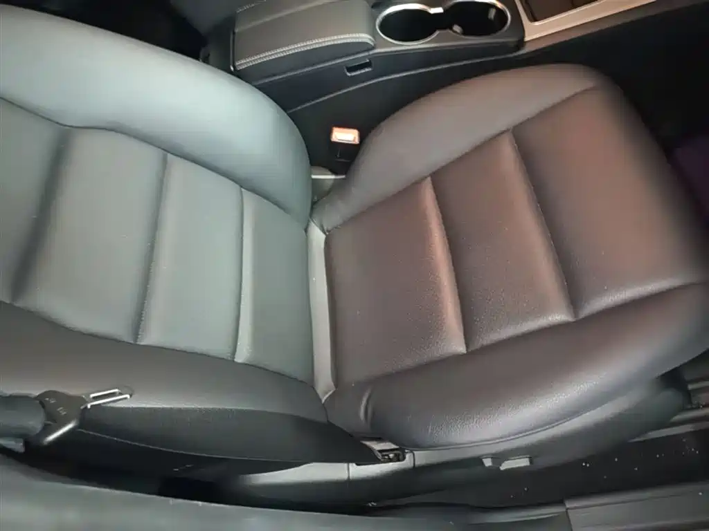 Mercedes-Benz GLK-Class 2013 GLK 300 4MATIC Dynamic Sunroof фото 25