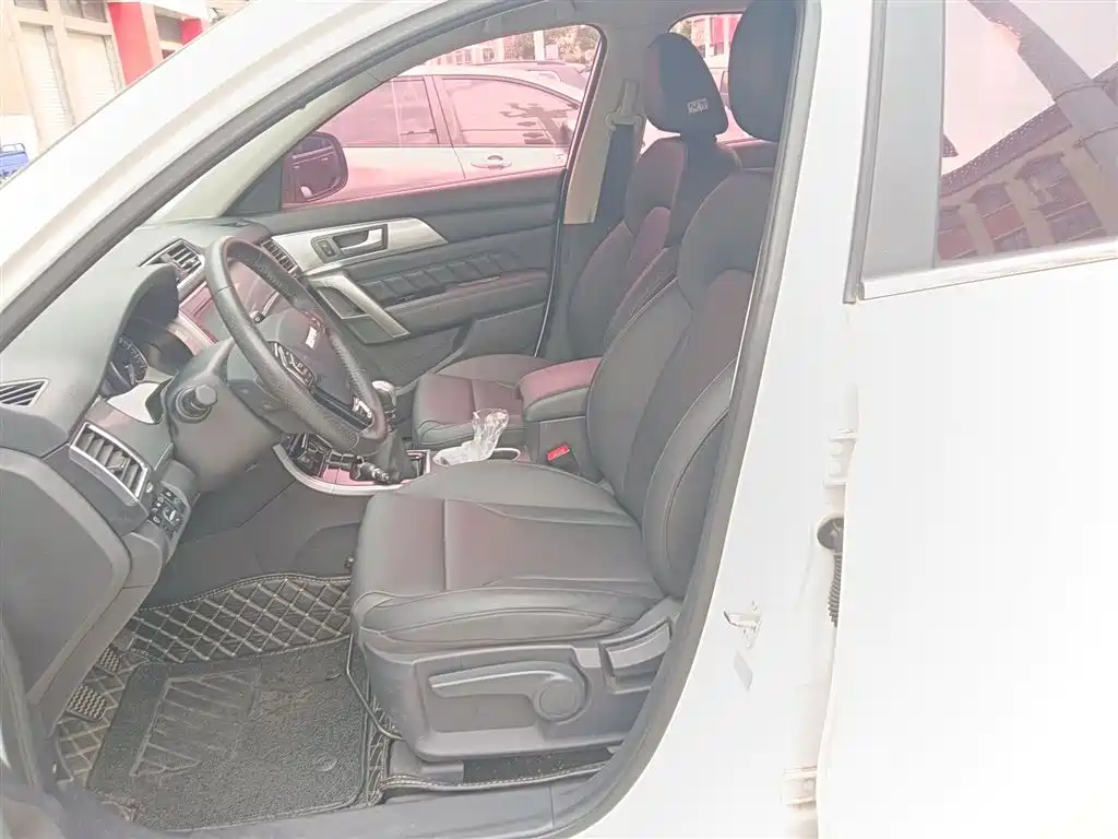 Haval H2 2016 Red Label 1.5T Manual 2WD Luxury фото 8