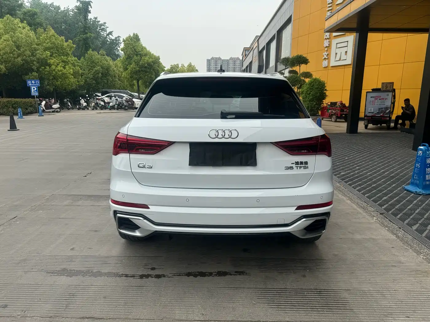 Audi Q3 2024 35 TFSI Fashion Sport фото 9
