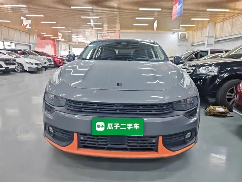 Lynk & Co 02 2018 Model 1.5T DCT 2WD Yao Pro Edition China V фото 3