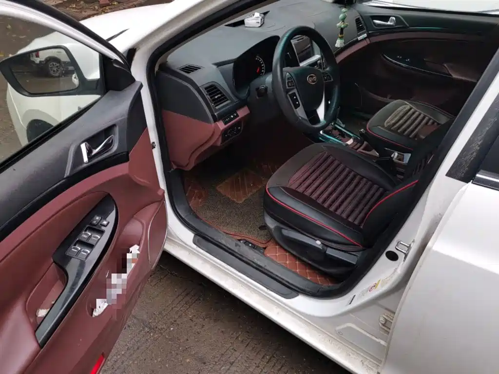 BYD Surui 2015 Facelift 1.5L Auto Luxury фото 13
