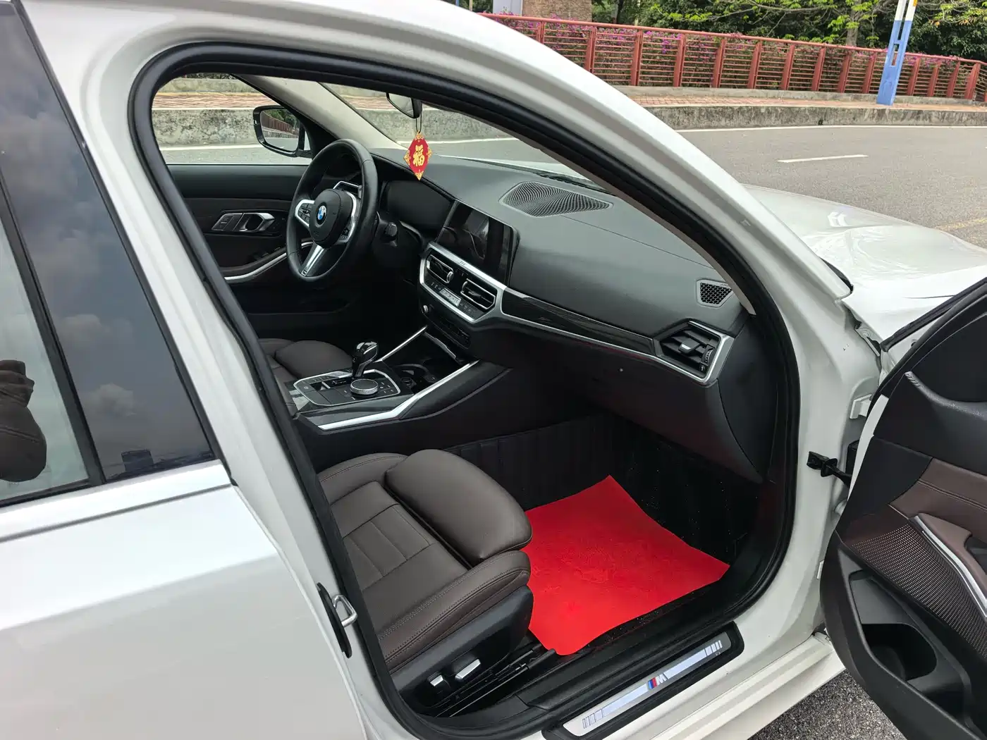 BMW 3 Series 2020 Facelift 325Li xDrive M Sport Package фото 21