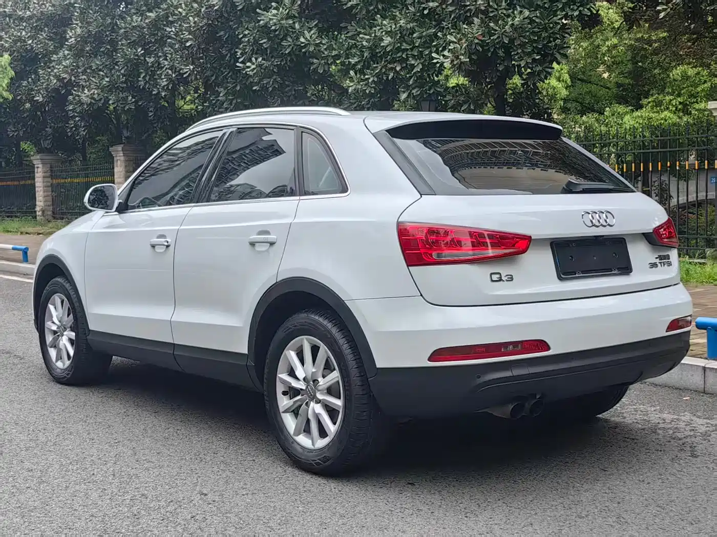 Audi Q3 2015 35 TFSI Millionth Anniversary Intelligent Leader фото 8