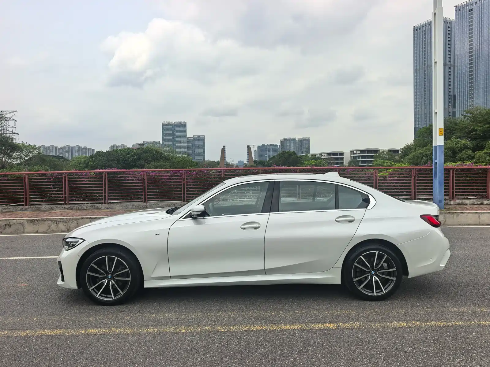 صورة 22 - BMW 3 Series