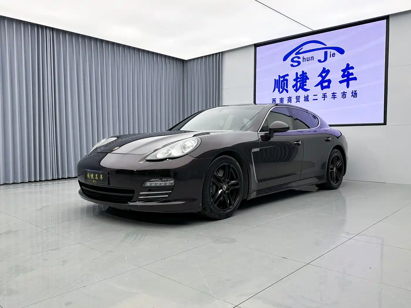 Porsche Panamera 2013 Panamera Platinum Edition 3.6L