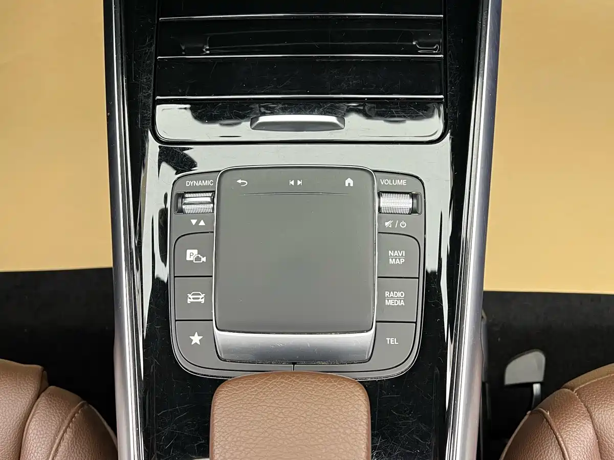 Mercedes-Benz GLB 2023 GLB 200 Style фото 14