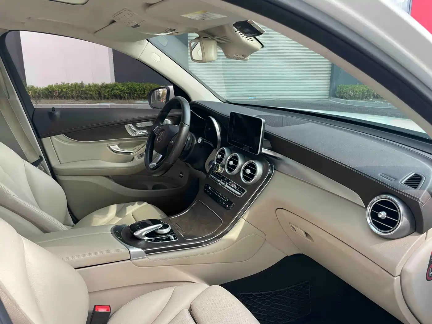 Mercedes-Benz GLC 2016 GLC 300 4MATIC Dynamic фото 11