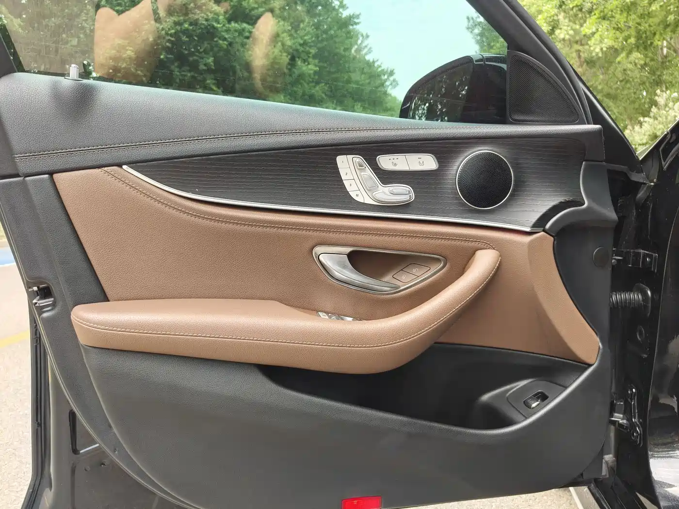 Mercedes-Benz E-Class 2021 E 300 L Fashion фото 18