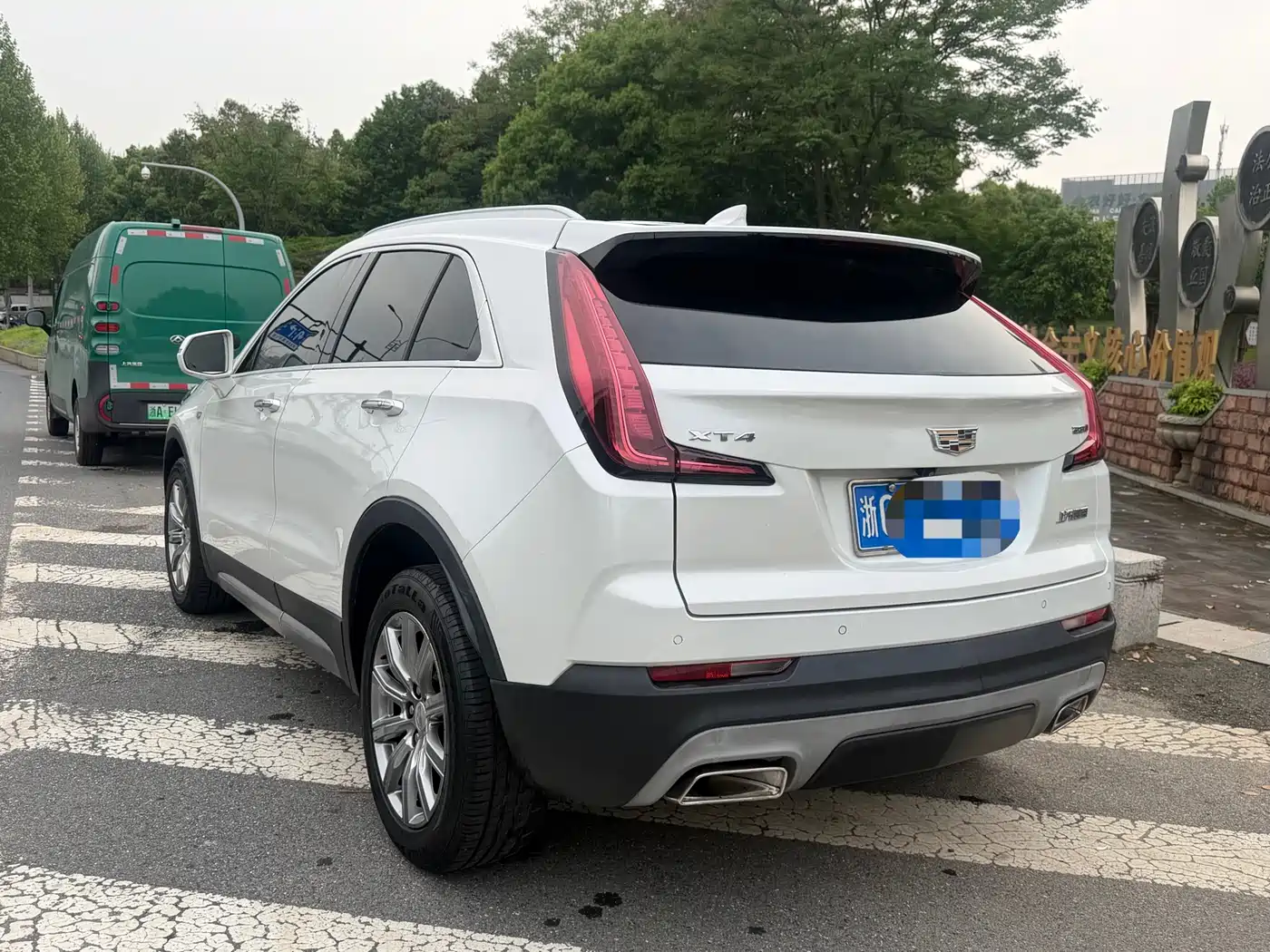 Cadillac XT4 2018 28T FWD Leading Edition фото 6