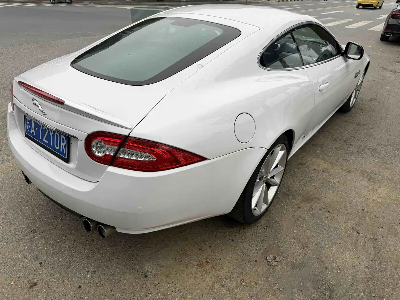 Jaguar XK 2012 XKR 5.0L Supercharged Coupe фото 6