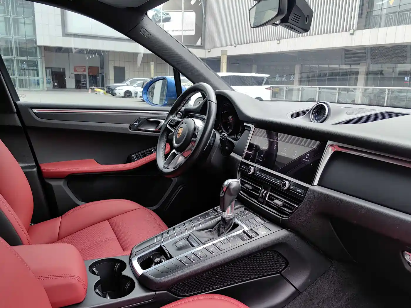 Porsche Macan 2020 Macan 2.0T фото 20