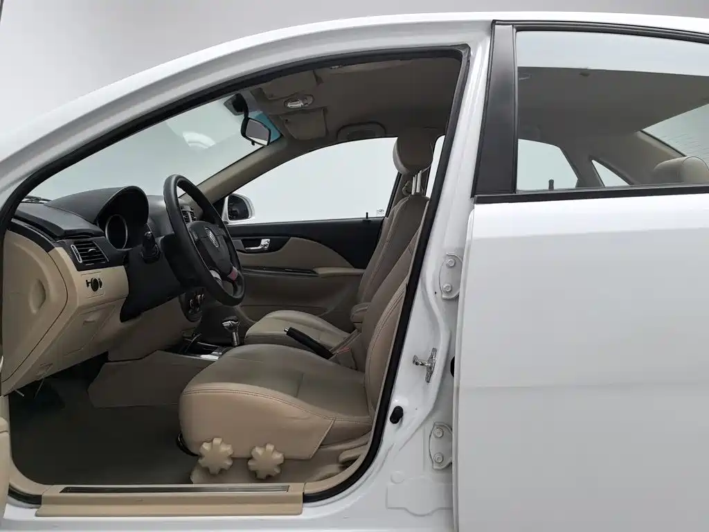 Photo 10 - Buick Excelle