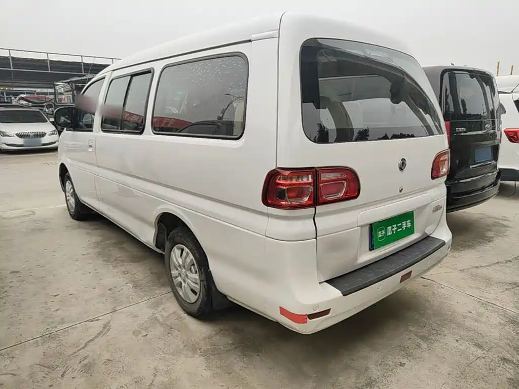 Photo 5 - Dongfeng Fengxing Lingzhi