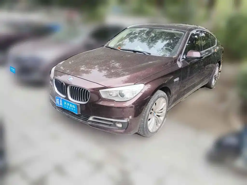 Photo 1 - BMW 5 Series GT