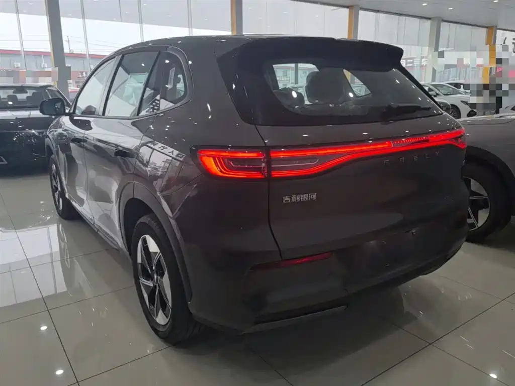 Geely Galaxy Galaxy E5 2026 530km Voyager Edition фото 5