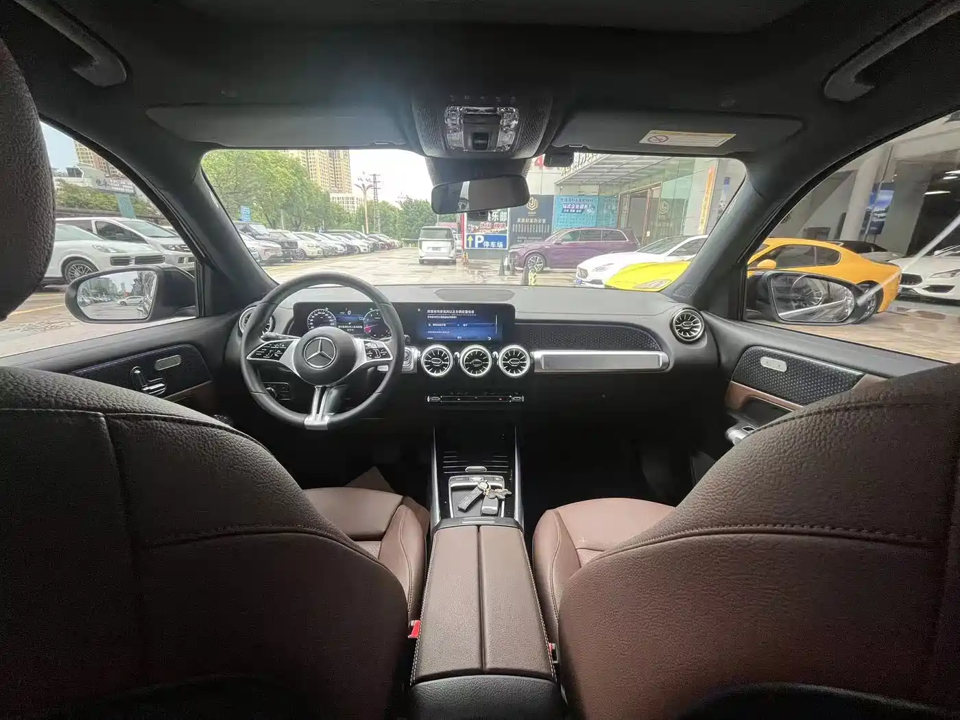 Mercedes-Benz GLB 2025 2025 Model GLB 220 Fashion Style