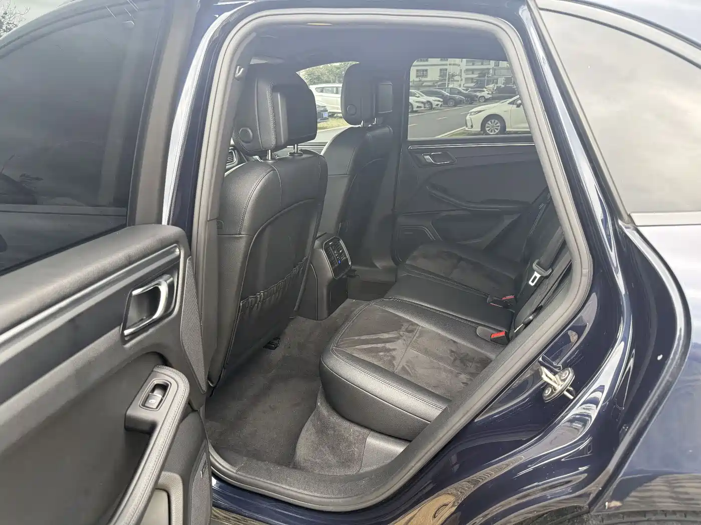 Porsche Macan 2017 Macan 2.0T фото 10