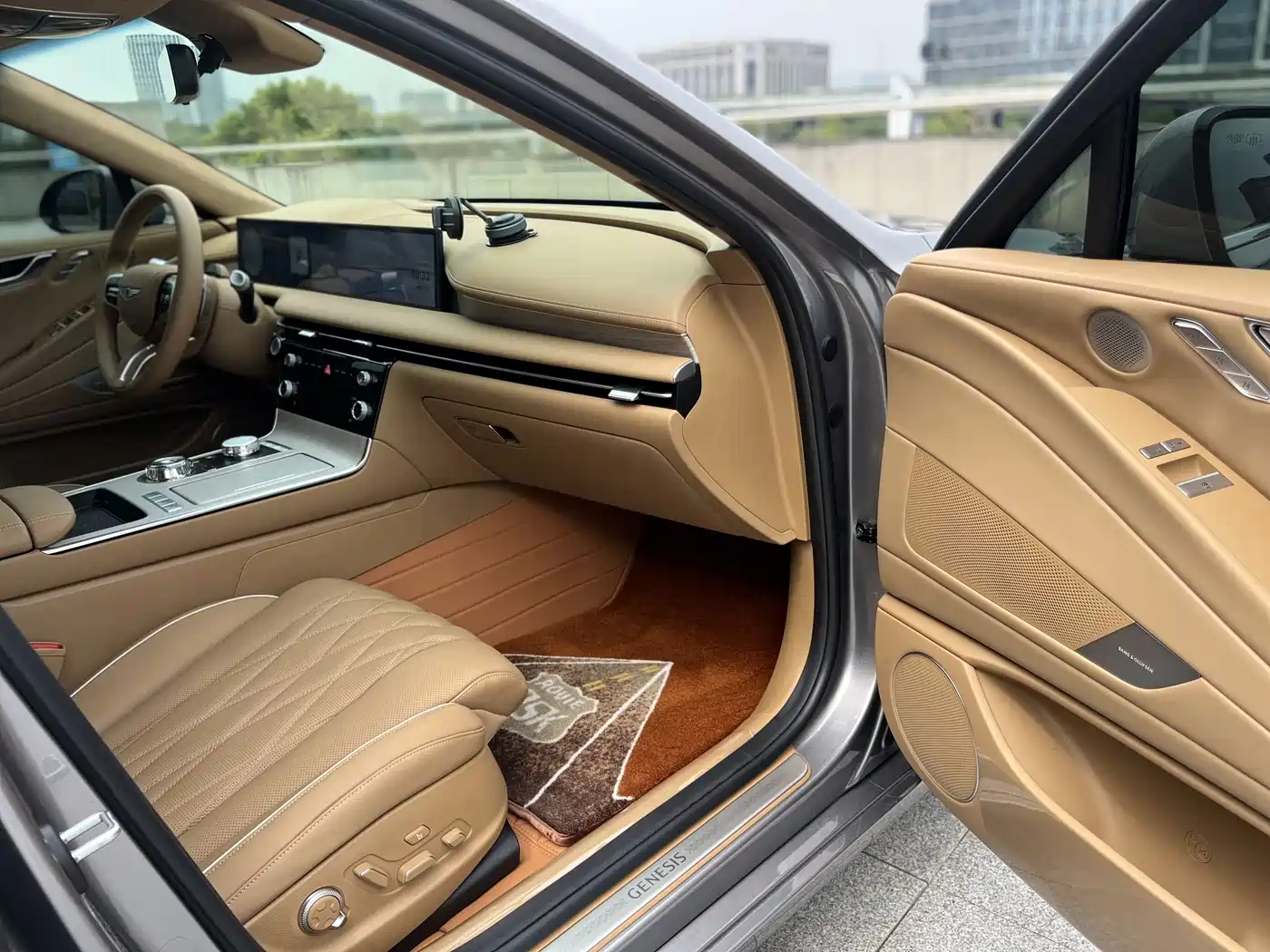 Genesis G80 2025 2024 2.5T 4WD Flagship Edition