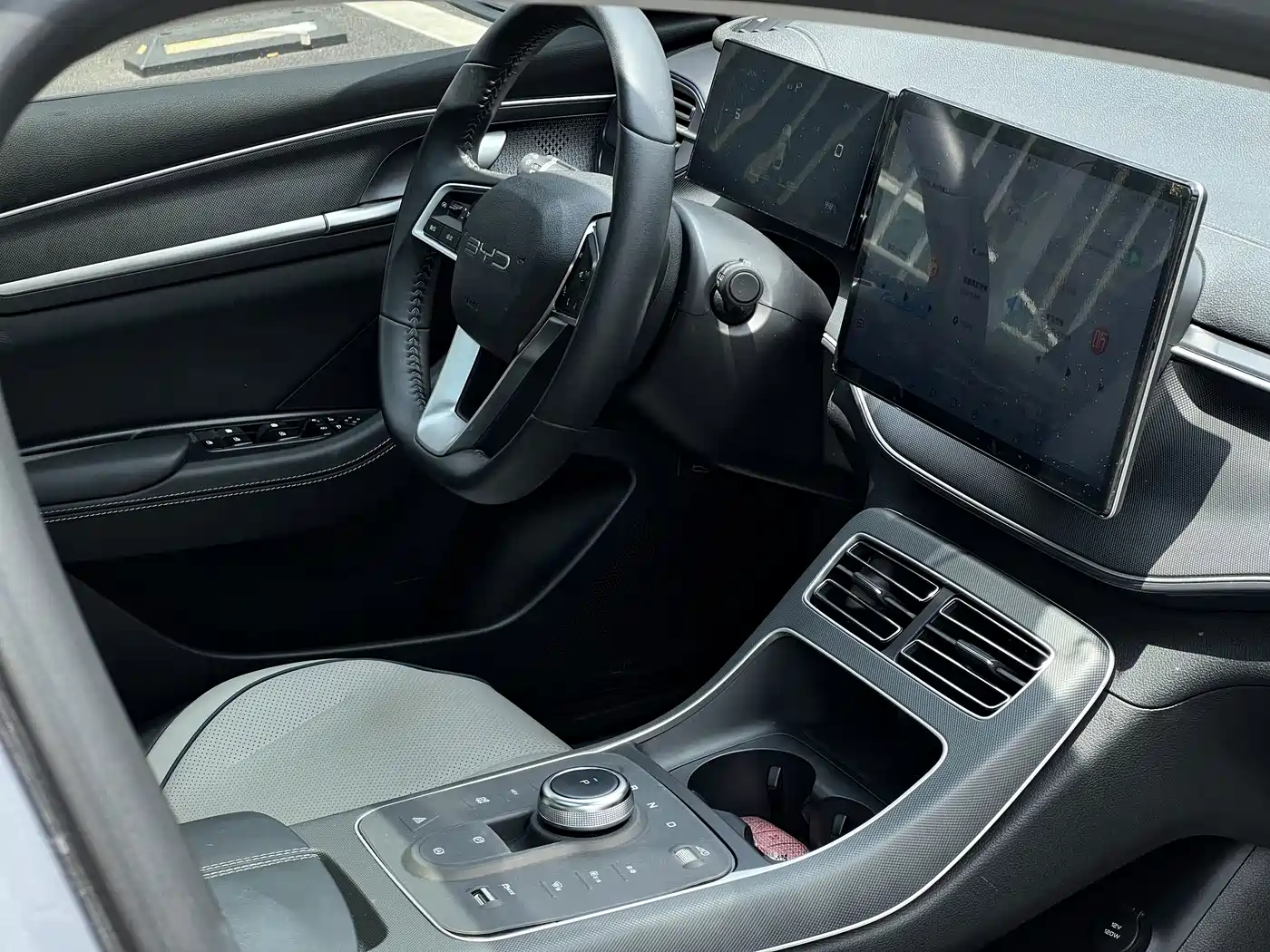 BYD Destroyer 05 2023 2023 Champion Edition DM-i 120KM Honor