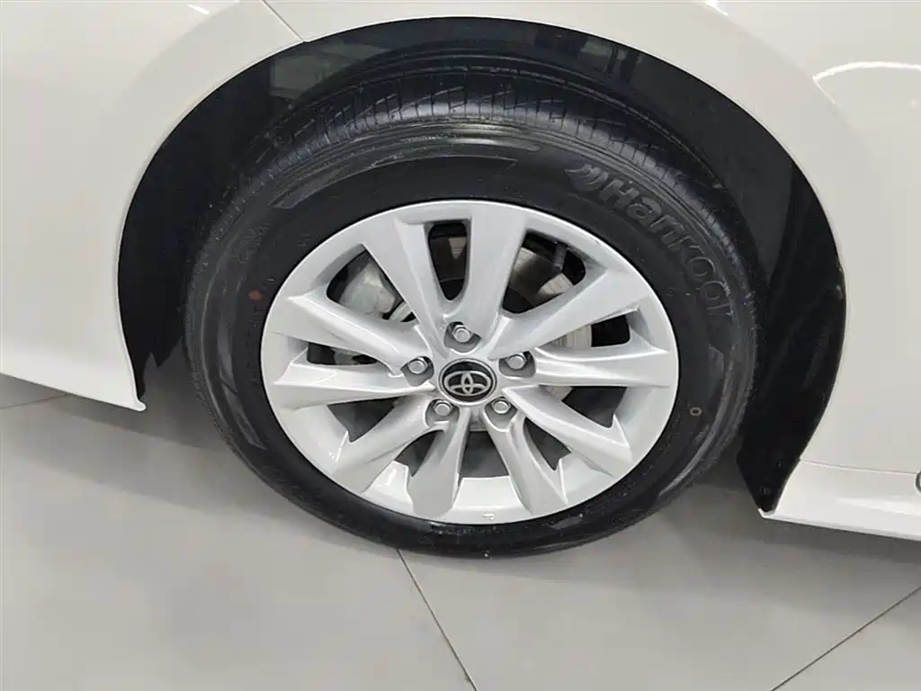 Toyota Corolla 2024 Model 1.8L Smart Hybrid Elite Edition фото 23